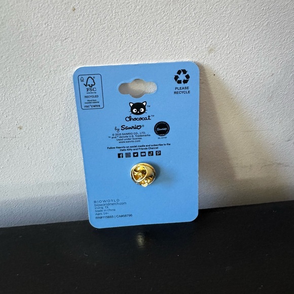 Sanrio Chococat Protrait Enamel Pin - Picture 3 of 3